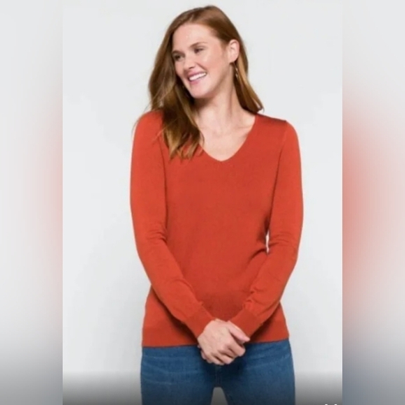 Love Ellie Mia Back Detail V-Neck Sweater Burnt Orange Women's Size Medium - Picture 2 of 11